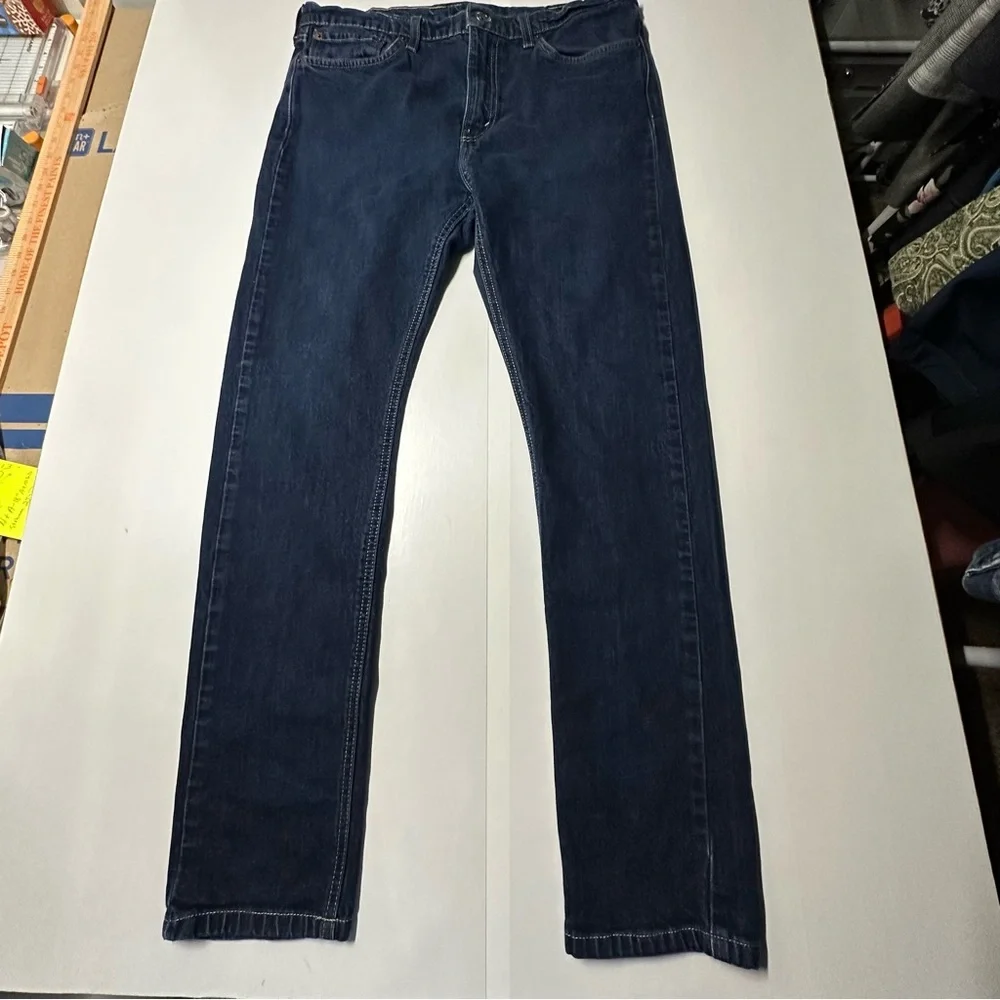 Levi’s 510 men’s 36/32 skinny fit jeans , dark wash denim‎
